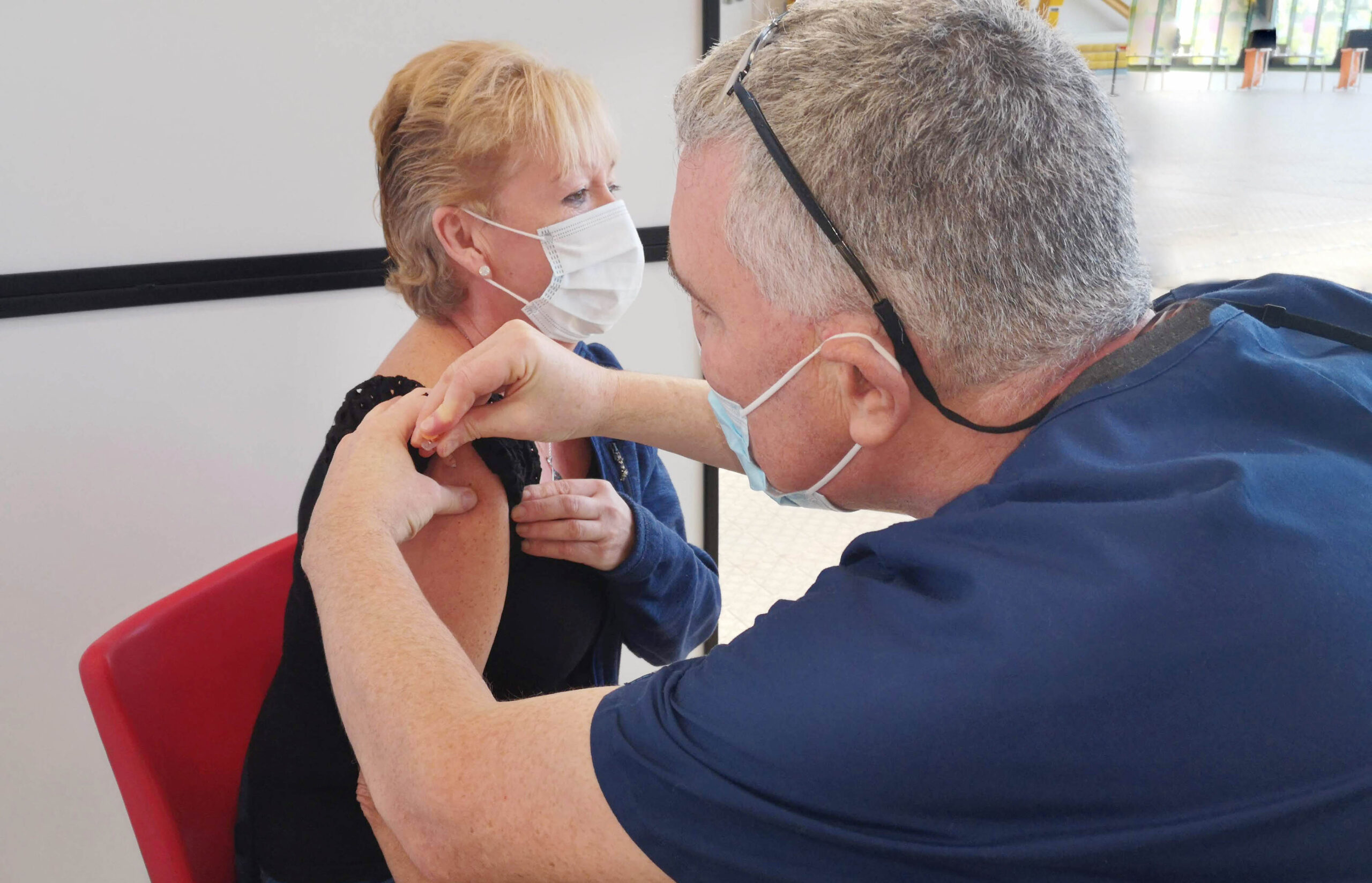 NHSL_Ravenscraig_vaccination_centre_2021