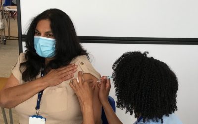 Chair of NHS Lanarkshire thanks vaccination staff