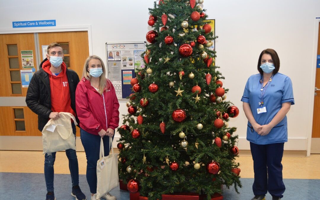 Kind-hearted couple’s Christmas donation