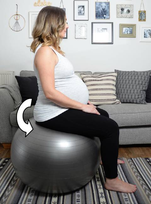 Diagram of how to exercise with an exercise ball when pregnant