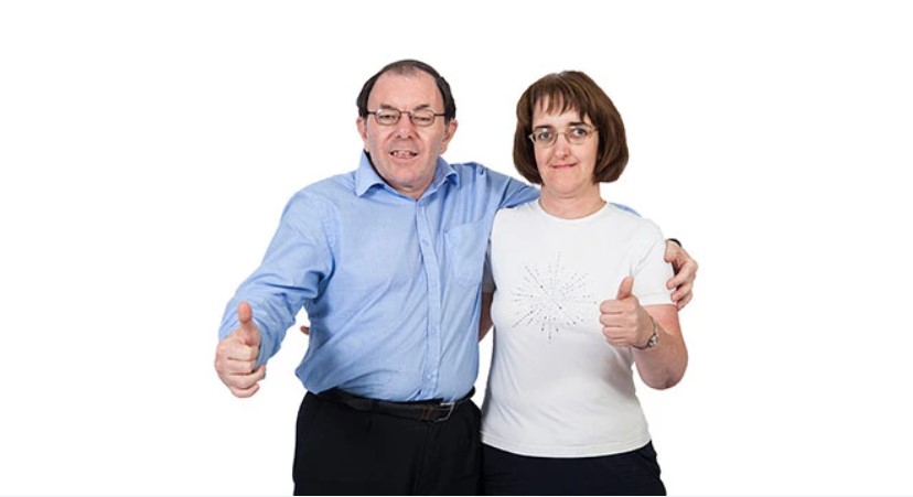 friends friends with thumbs up