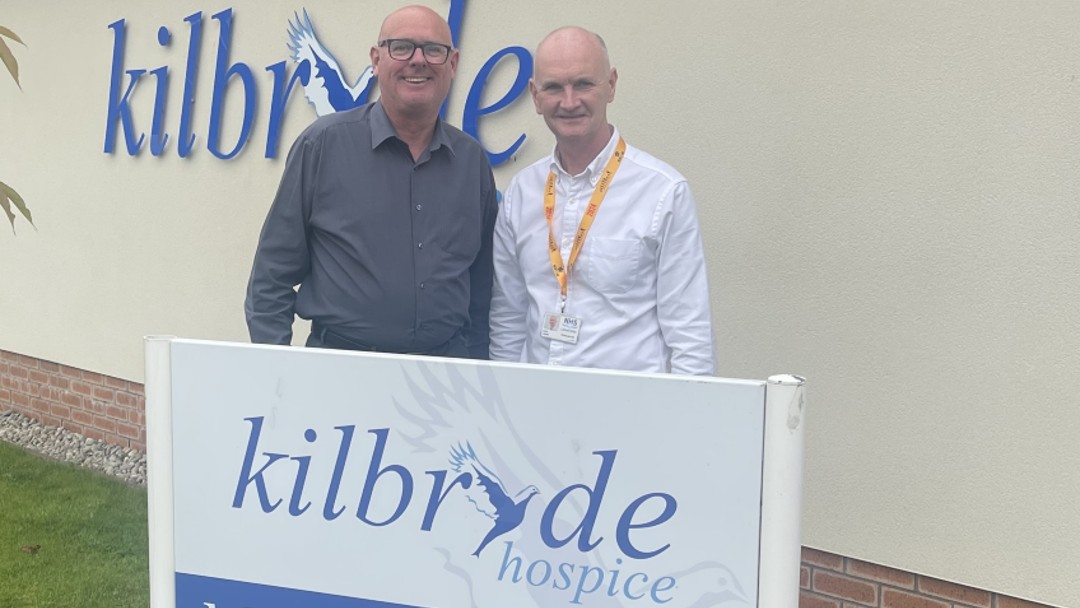 Gordon McHugh, Chief Executive Officer, Kilbryde Hospice with Colin Lauder, NHS Lanarkshire’s Director of Planning, Property and Performance, at Kilbryde Hospice in East Kilbride