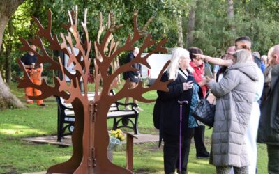 New memorial tree honours Lanarkshire’s organ donors